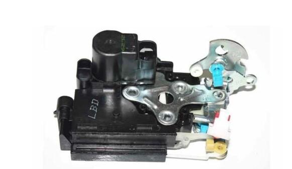 CERRADURA DE PUERTA DELANTERA DERECHA ORIGINAL SSANGYONG 71220-08012 7122008011 1 CERRADURA DE PUERTA DELANTERA DERECHA ORIGINAL SSANGYONG 71220-08012 7122008011
