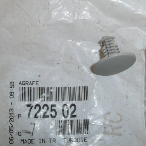 DOOR TRIM CLIP C NEMO 72.	Rma-046