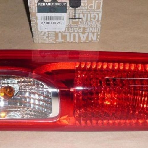 LAMPA TYLNA R TRAFIC II LEWA GÓRNA RN9344154