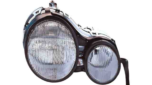 FARO IZDO - H7+H7- NEUMATICO MERCEDES W210 "E" Class 11502501 1 FARO IZDO - H7+H7- NEUMATICO MERCEDES W210 "E" Class 11502501