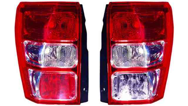 GR.OP.TRA.D.BLANC-ROJO SUZUKI GRAND VITARA 5P 16884334 1 GR.OP.TRA.D.BLANC-ROJO SUZUKI GRAND VITARA 5P 16884334